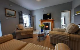 Conneelys Cottage, Connemara, Clifden, H71Y096