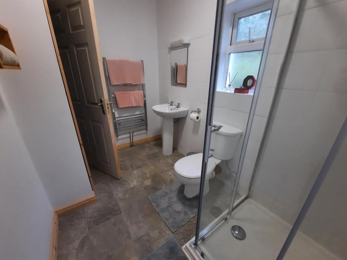 Conneelys Cottage, Connemara, Clifden, H71Y096 Extérieur photo